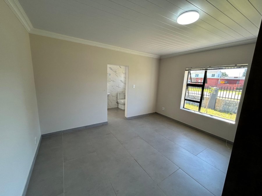 3 Bedroom Property for Sale in Delvillepark Western Cape